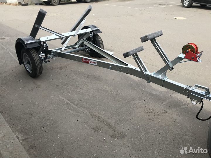 Прицеп легковой, для водной техники