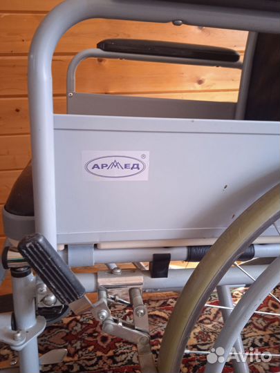 Инвалидная коляска