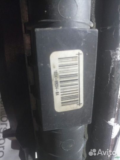 Радиатор охлаждения Ford Streetka