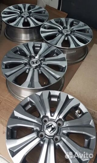 Литые диски r15 4 114 3 Хонда оригинал