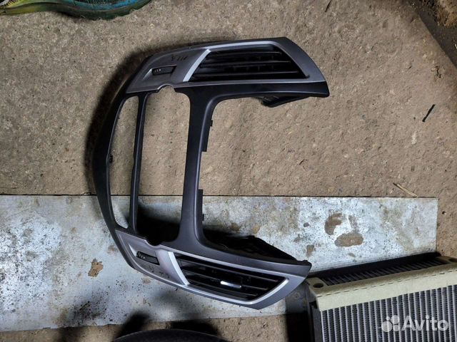 Передняя рамка торпеды на Шевроле Круз 12г