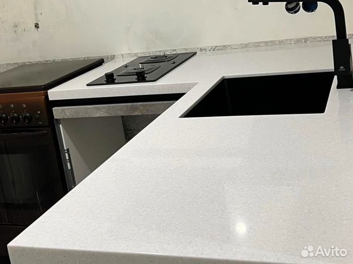 Столешница из искусственного камня Solid 220х60