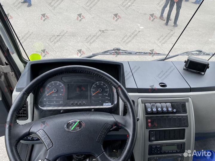 Zoomlion ZTC1000V, 2023