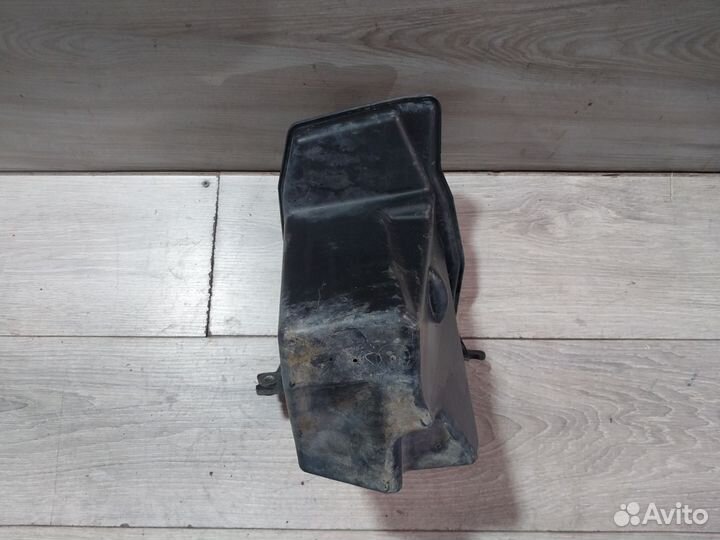 Абсорбер воздушного фильтра Nissan Primera P12