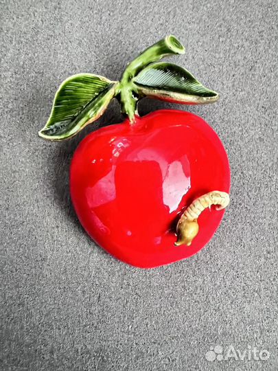 Винтажная брошь Original by Robert