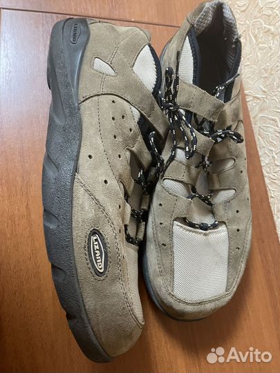 Слипоны, ботинки, кроссовки