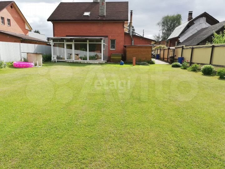 Дом 161 м² на участке 9,4 сот.