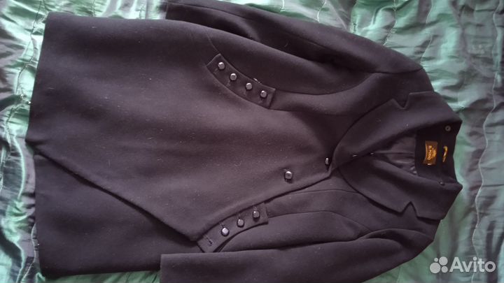 Отдам бесплатно женские вещи 44 размера