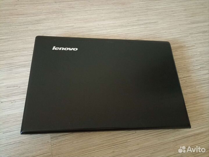 Ноутбук Lenovo