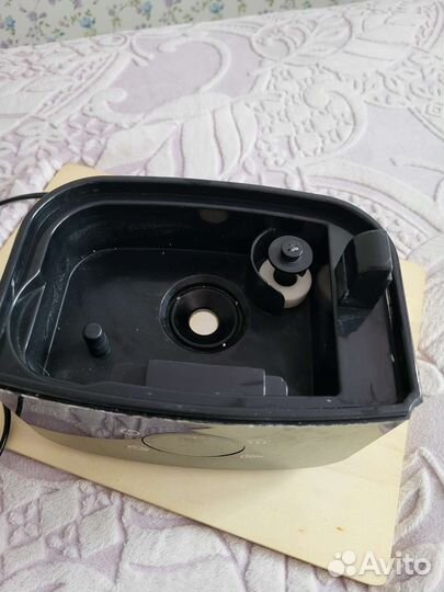 Увлажнитель воздуха Marta рабочий, но с дефектом