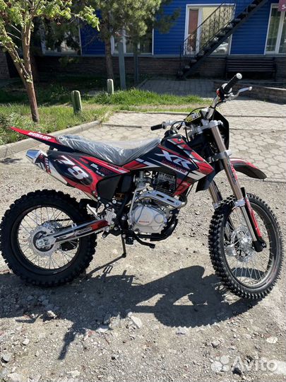 Кроссовый мотоцикл MotoLand XR250 lite