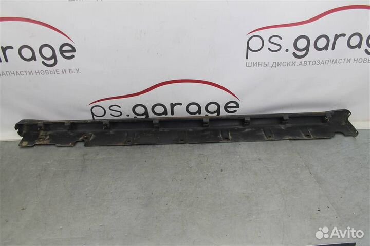 Накладка порога левого Honda C-RV (95-99)