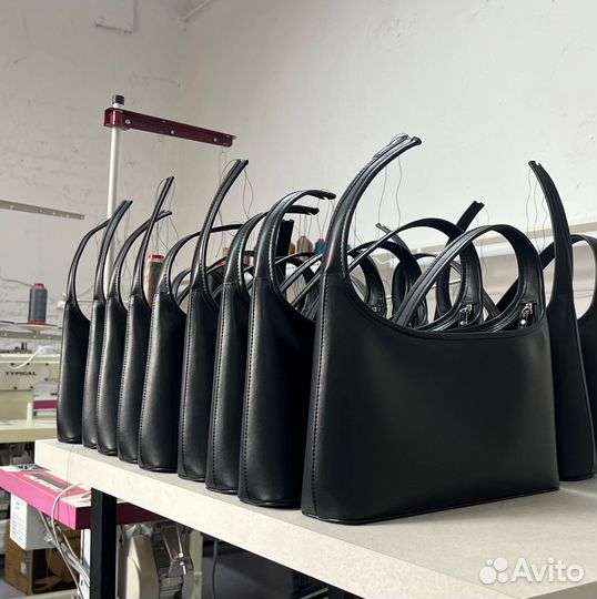 Корпоративные подарки из кожи с логотипом