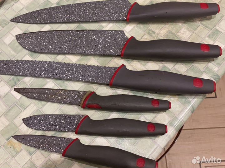 Набор ножей с подставкой