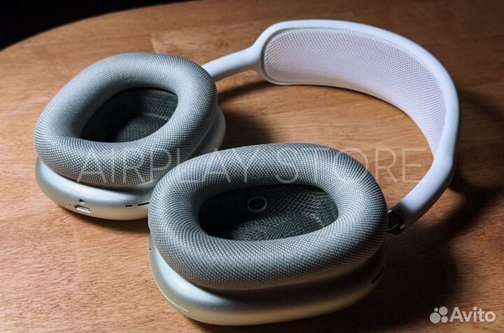 AirPods Max Platinum+