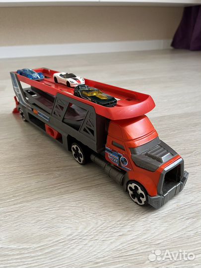Hot wheels грузовик
