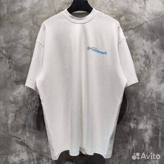 Футболка Vetements