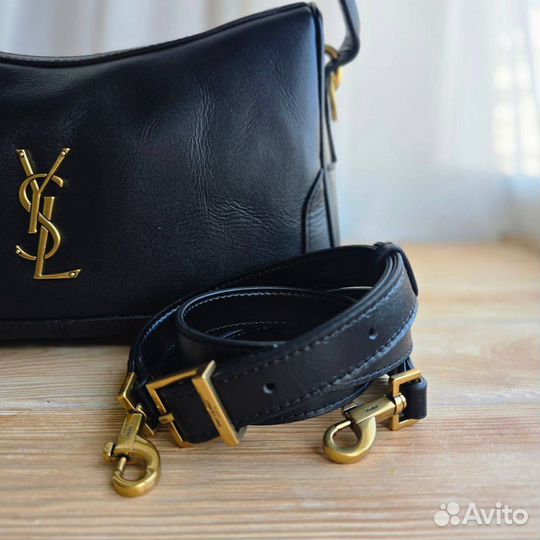 Yves saint laurent сумка LUX