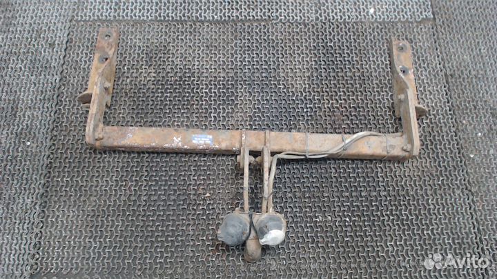 Прицепное устройство Peugeot 3008, 2010