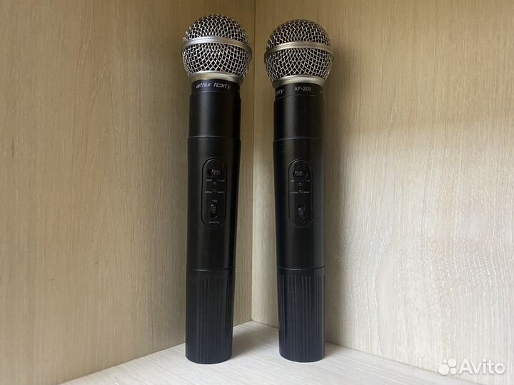 Микрофоны для караоке Arthur Forty AF-200