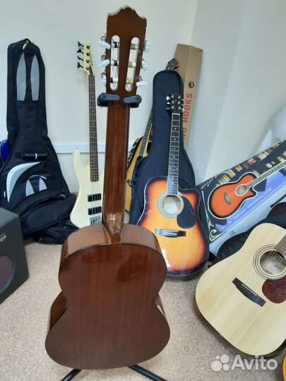 Классическая гитара yamaha CG101A