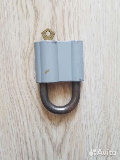 Замок дверной