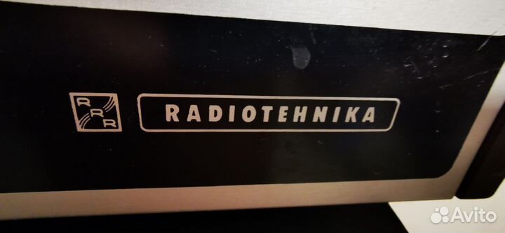 Виниловый проигрыватель