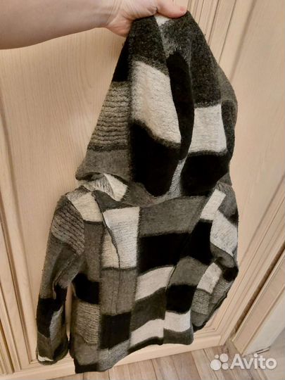 Пальто женское с капюшоном