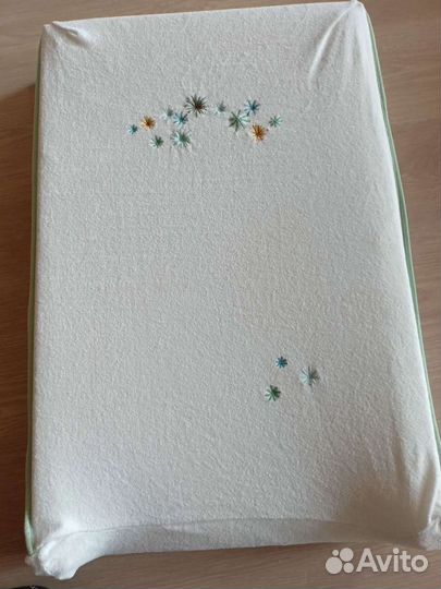 Пеленальный матрас IKEA с чехлом