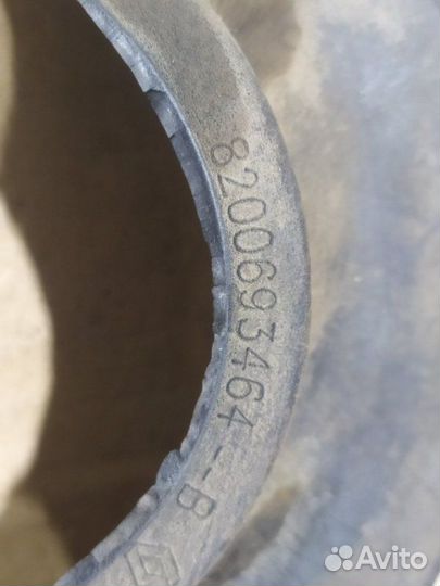 Деталь задняя Renault Duster K4MA690 2013