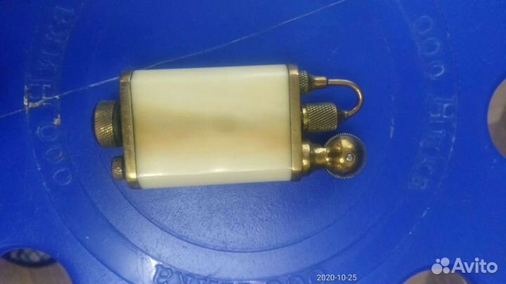 Зажигалка. антиквариат.кость.бронза