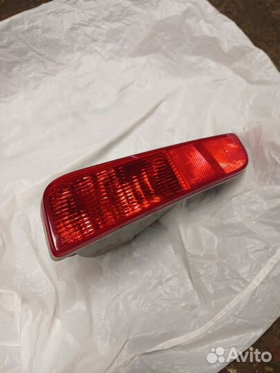 Фонарь противотуманный задний левый аутлендер 3