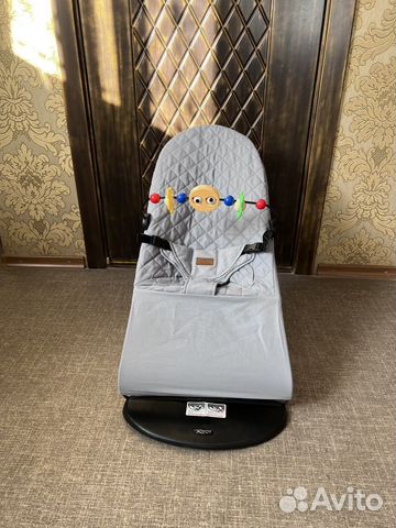 Кресло - шезлонг с естественным покачиванием