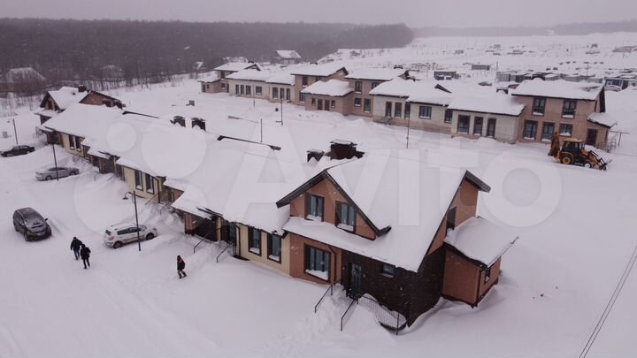 Таунхаус 108 м² на участке 4,3 сот.