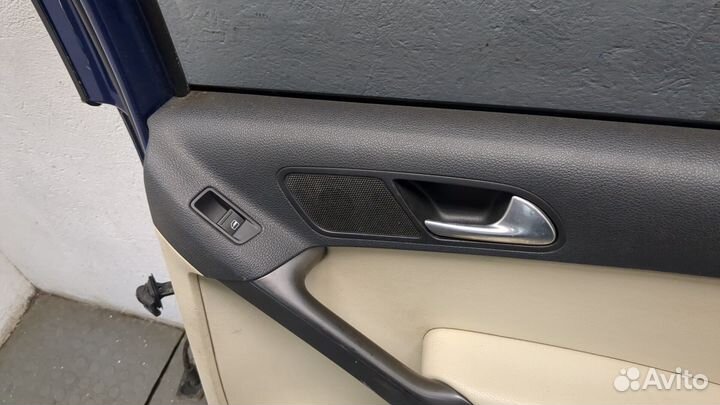 Стекло боковой двери Volkswagen Tiguan, 2008