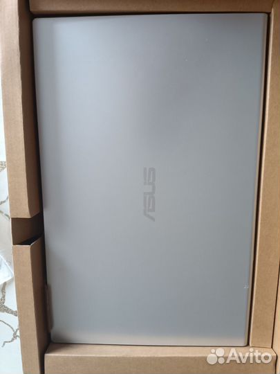 Ноутбук asus