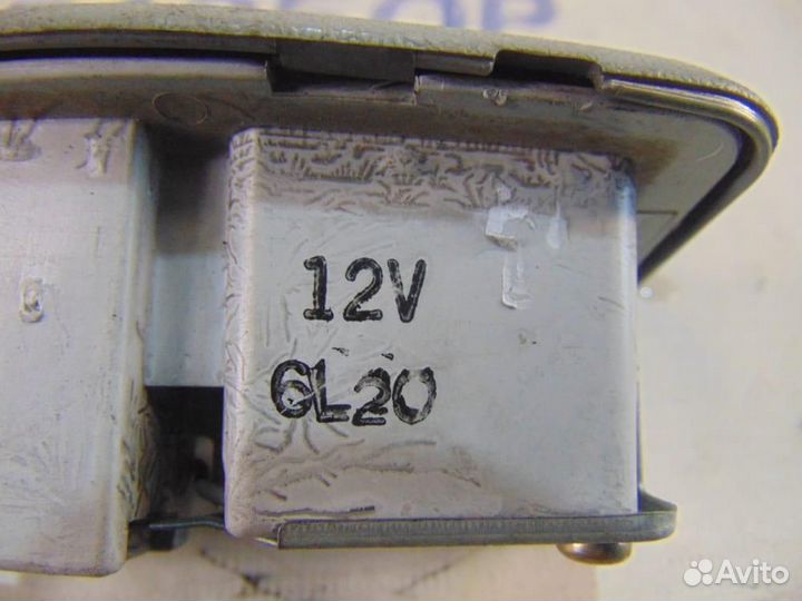 Плафон салонный для Mitsubishi RVR 1 1991-1997г