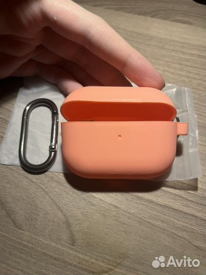 Чехлы на airpods pro с карабином