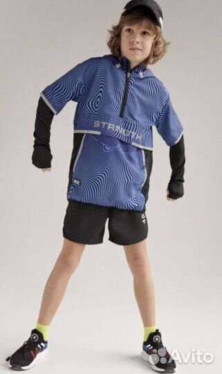 Анорак Reserved 6-8 лет