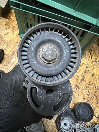 Натяжитель ремня BMW N46 N42 N40 N45