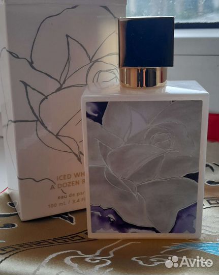 Dozen roses Iced white 95 мл