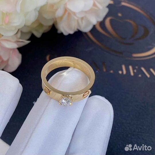 Cartier Love Solitaire Желтое золото, бриллиант 0,3ct