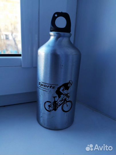 Бутылка под воду для велосипеда