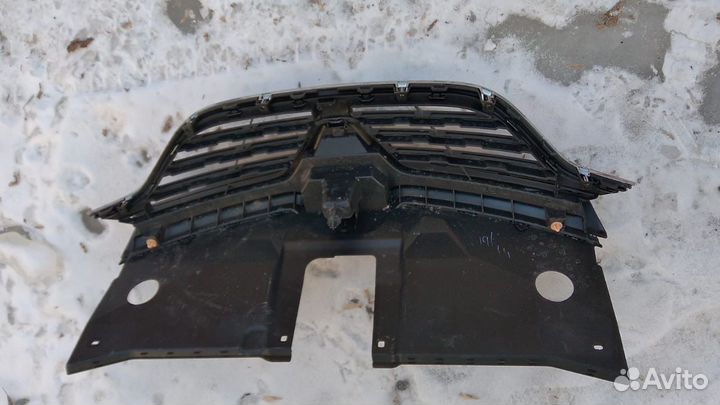 Решётка Renault Arkana 2019+