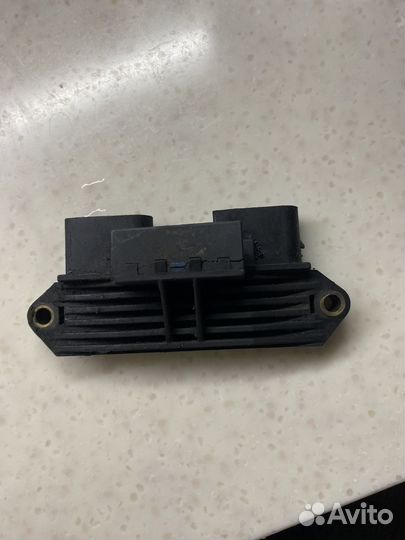 Блок реле свечей накала OM628