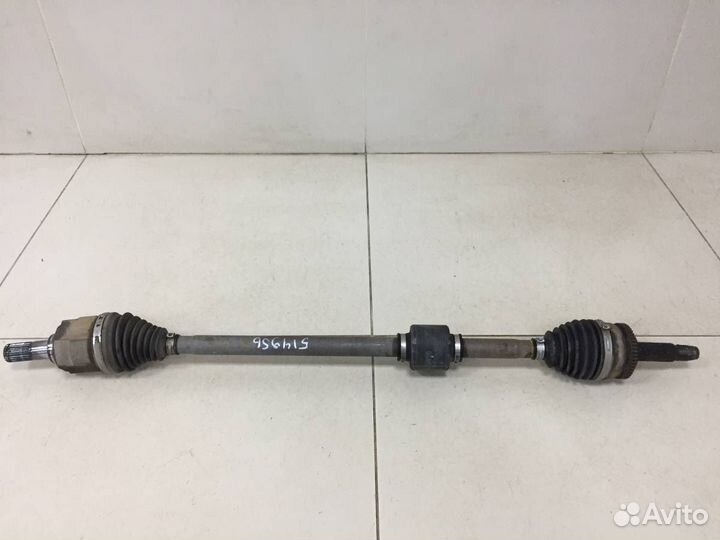 Привод правый передний Hyundai Solaris