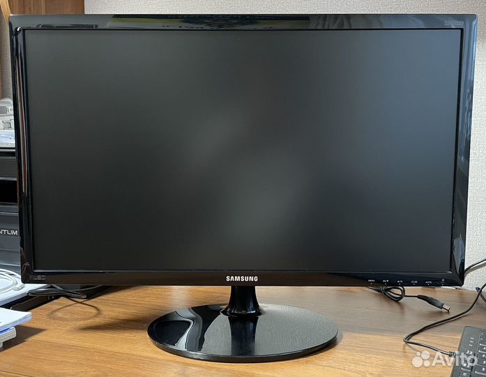 Монитор Samsung SD24D330H