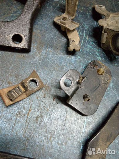 Кронштейн коллектора Kia Spectra