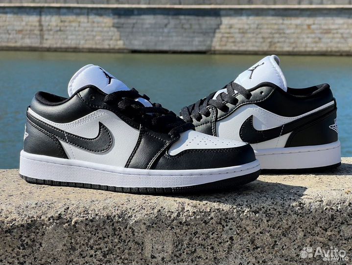 Nike Air Jordan 1 Low Panda