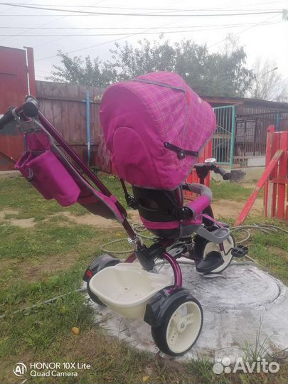 Детский велосипед с ручкой